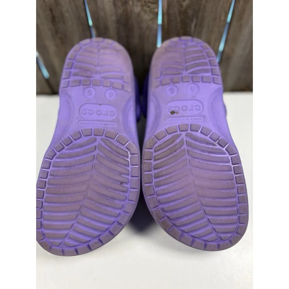 Crocs Classic Clog Kids Mens 4 / Women’s 6 Purple Slip-On Comfort Shoes